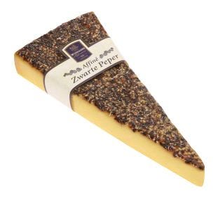 Wijngaard Kaas Affine Black Pepper Gouda Wedge