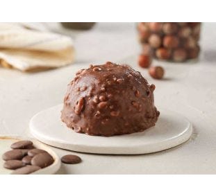 L'amour de Paris Hazelnut Chocolate Mini Cake